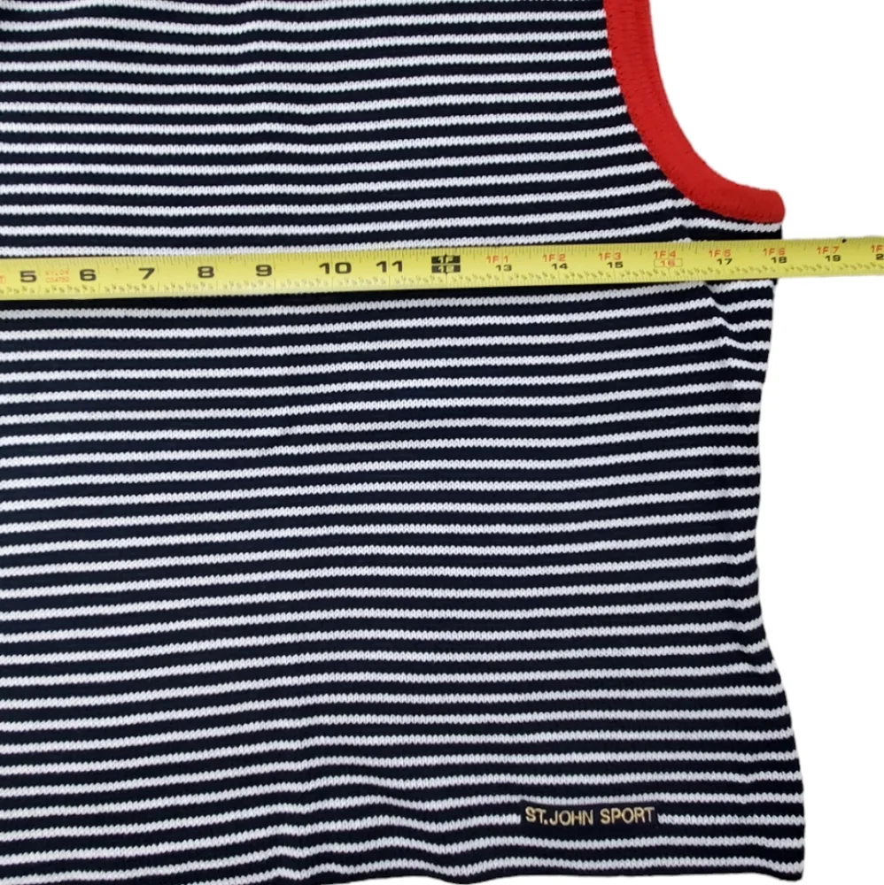 St. John Sport by Marie Gray Stripe Crew Neck Cropped Top. Medium.